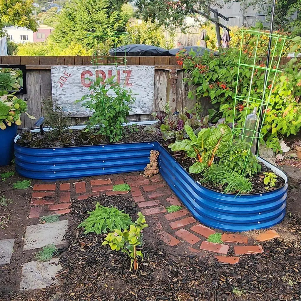 L-shaped garden bed