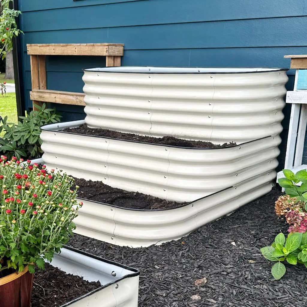 3-tiered-cascade-garden-bed-VEGEGA