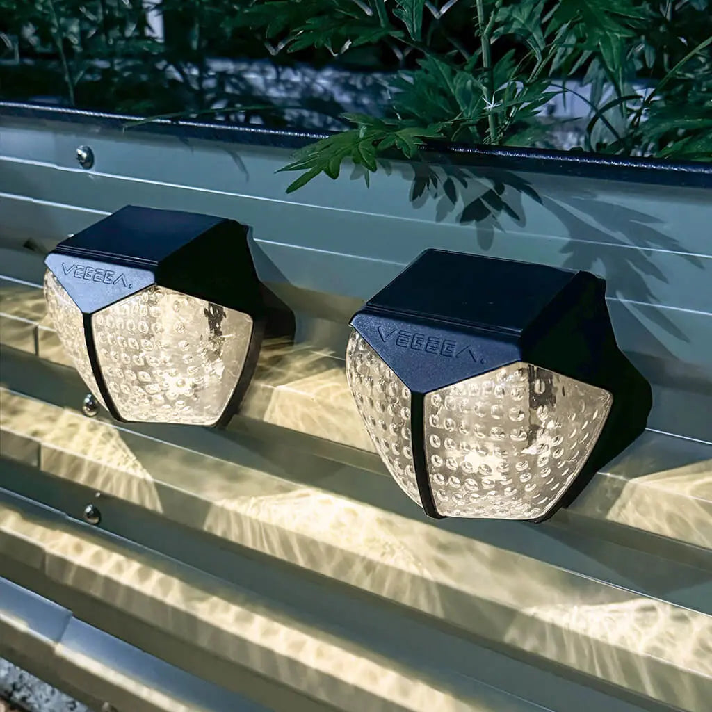 Magnetic Solar Garden Light | Auto On/Off & Waterproof 1