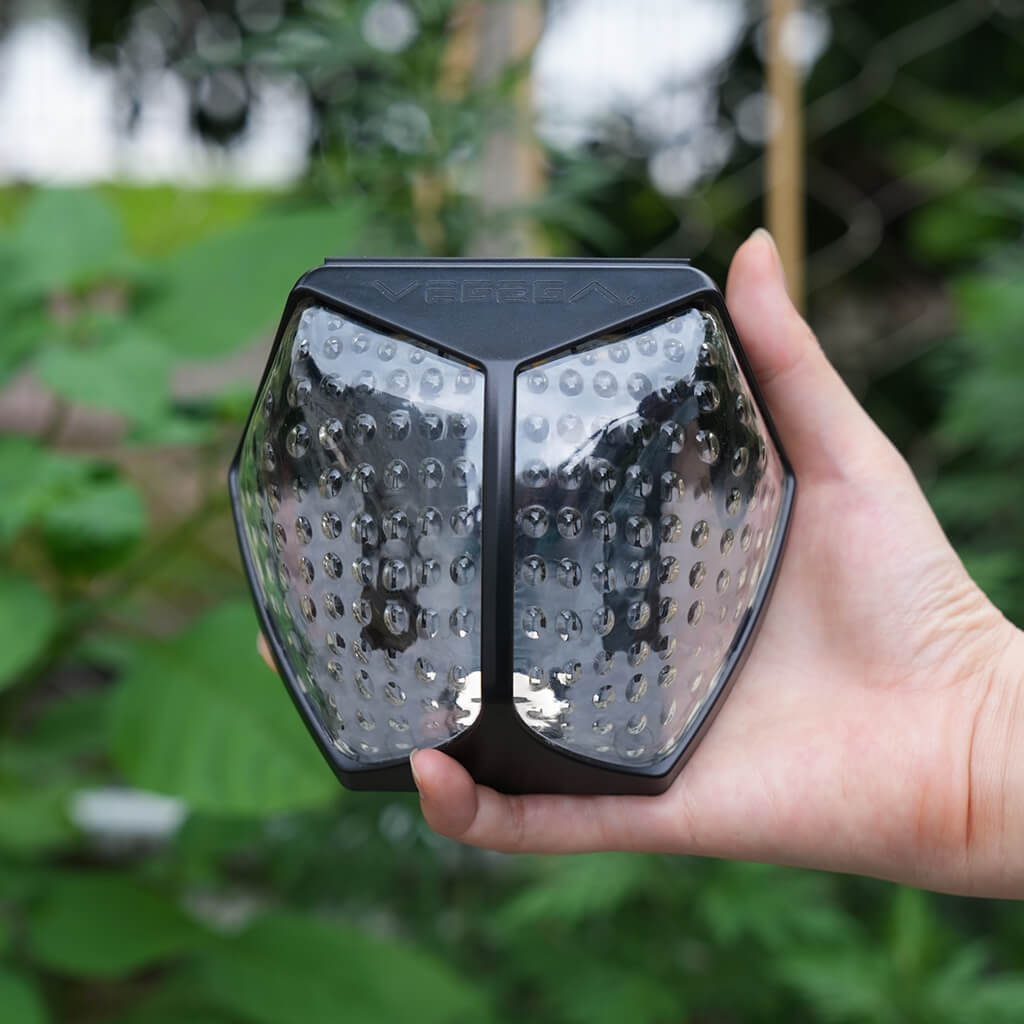 Solar Magnetic Light | Auto On/Off & Waterproof