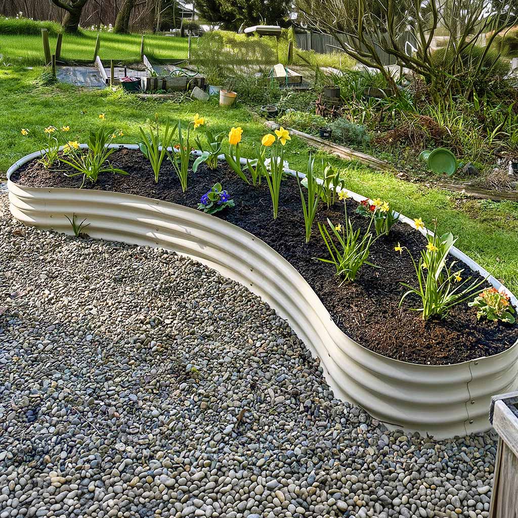 17 inches tall moon shaped metal garden bed-Vegega